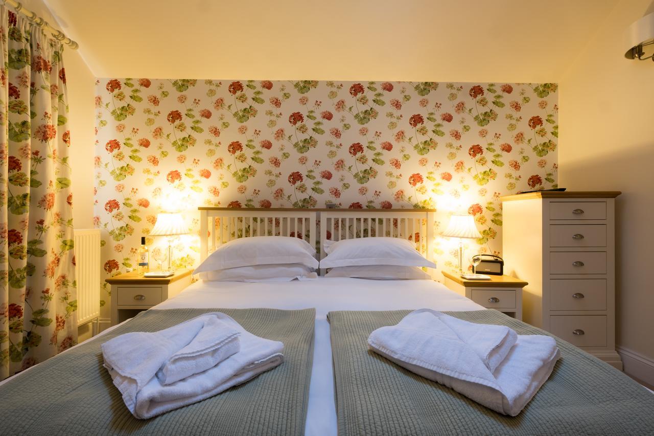 The Horseshoe Country Inn Pickering Extérieur photo